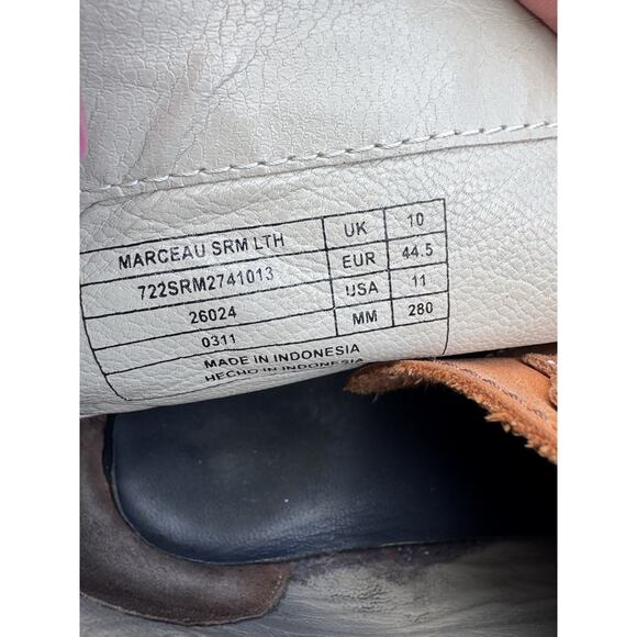 Lacoste Men's Tan Leather Boots with Red Laces - Picture 7 of 7